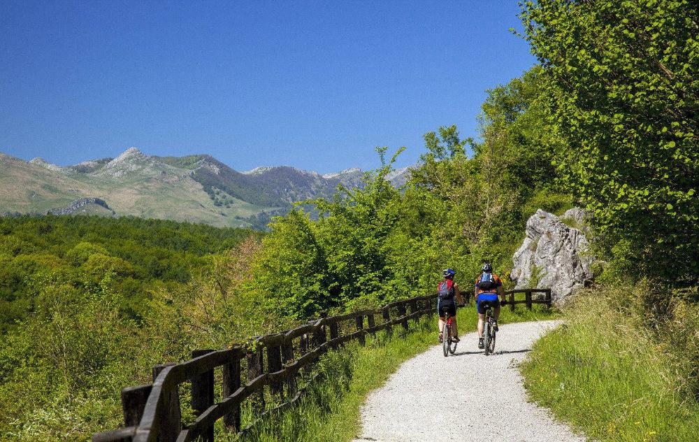 Practica deporte y mantente en forma